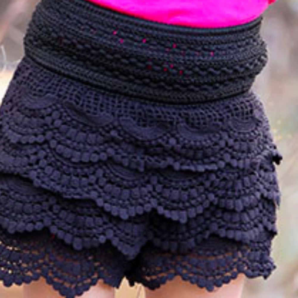 Girls Tired Crochet Lace Shorts New